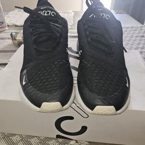 Nike Black and White Women's Sneakers